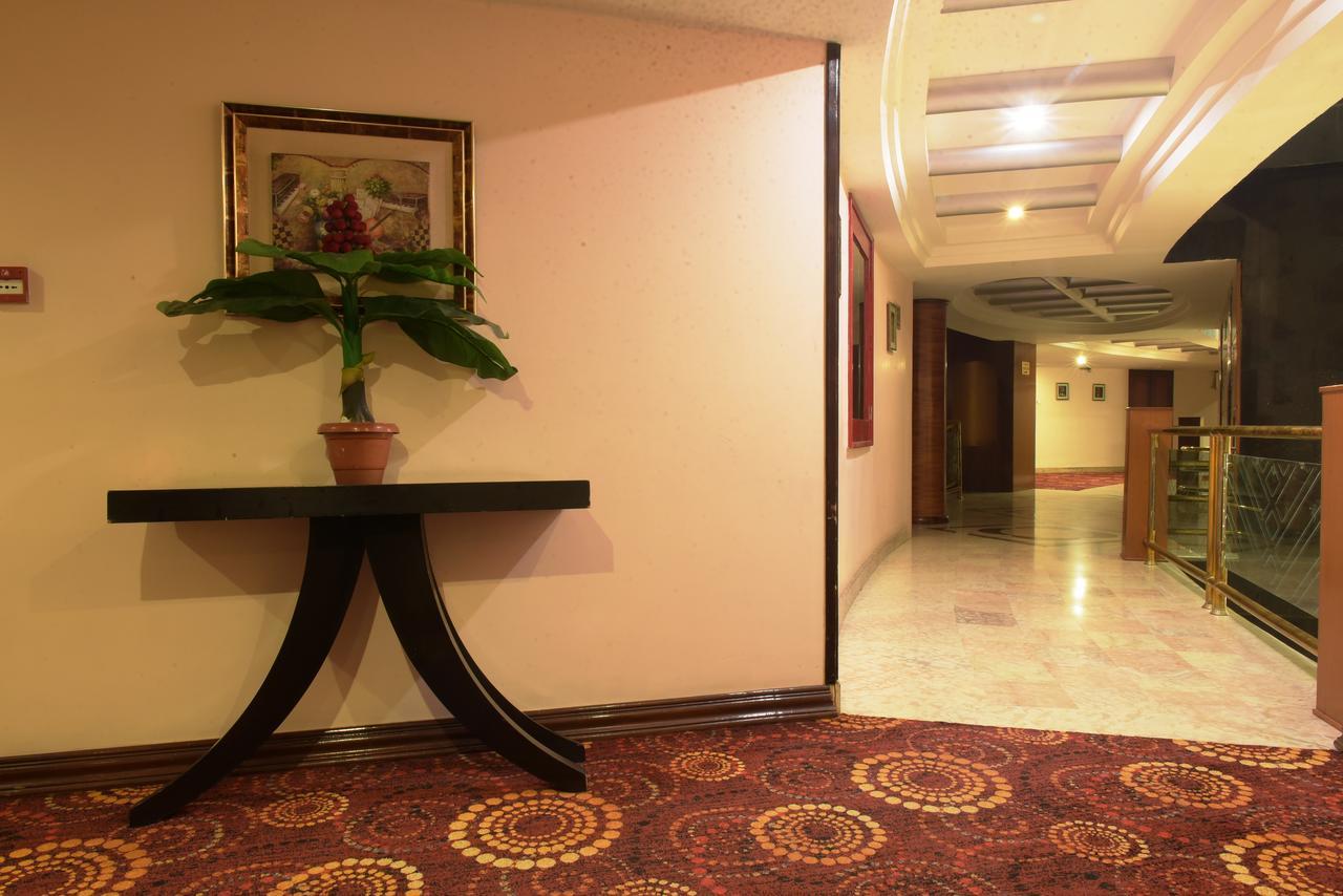 Hotel Babylon Inn Rāipur Buitenkant foto