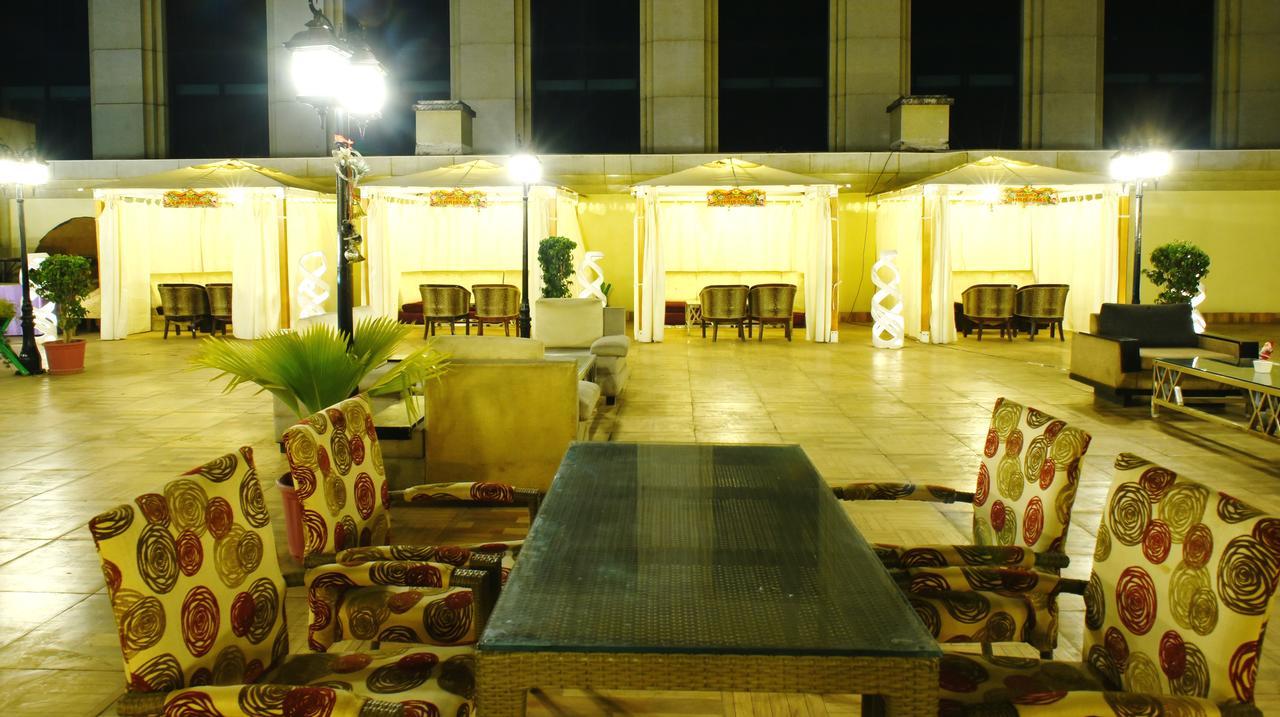 Hotel Babylon Inn Rāipur Buitenkant foto